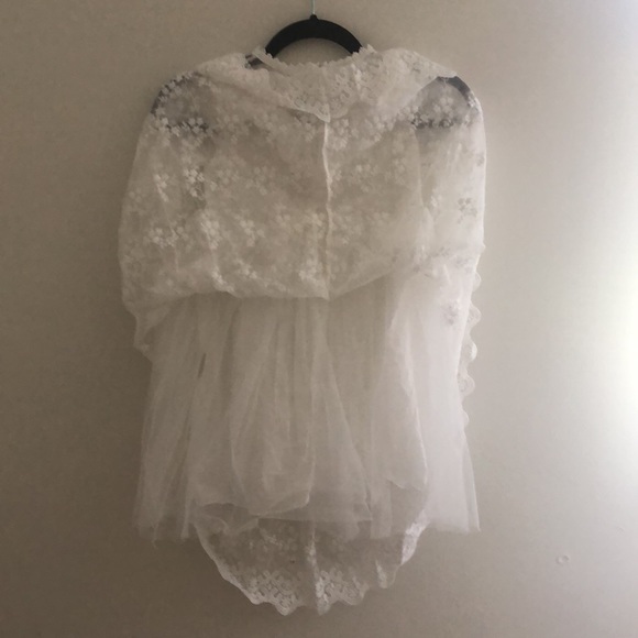 “White Lace Dress” - Picture 3 of 4